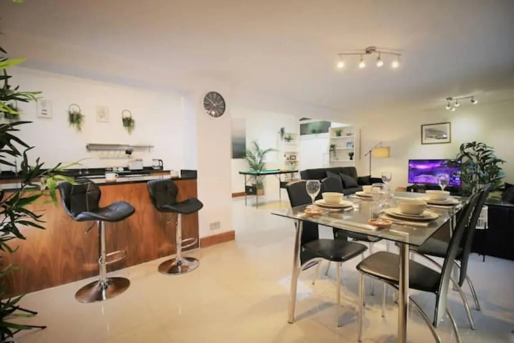 Ty Glas Mews By Property Promise Cardiff 0*,  United Kingdom
