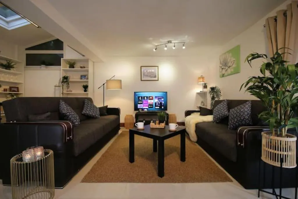 Ty Glas Mews By Property Promise Cardiff